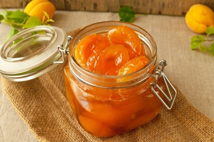 Желе из абрикосов с пектином