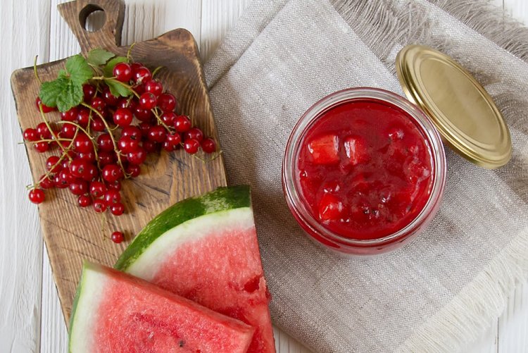 Конфитюр из красной смородины и арбуза