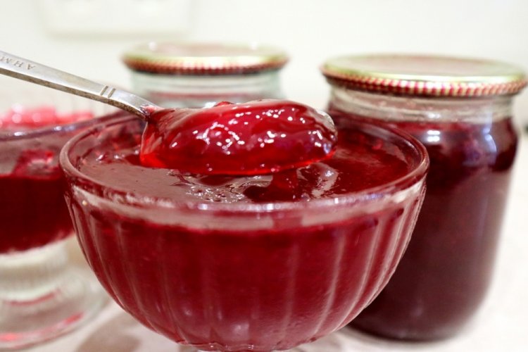 Конфитюр из красной смородины с пектином