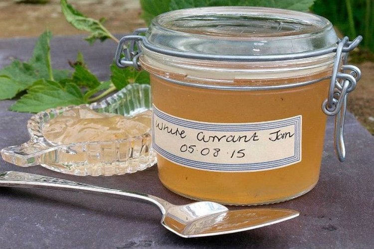 Желе из белой смородины с кукурузным крахмалом