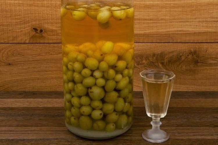 Вино из крыжовника на сухих дрожжах