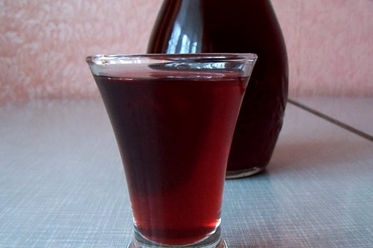 Настойка из малины с ромом
