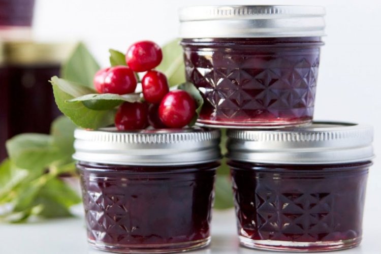 Желе из войлочной вишни