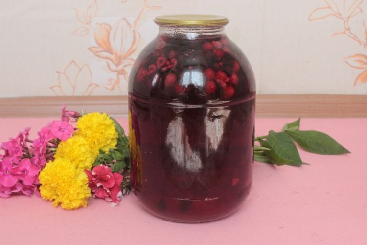 Компот из ирги и малины на зиму