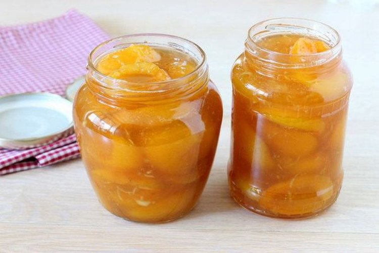 Густое варенье из абрикосов дольками