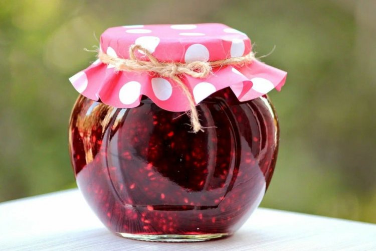 Малиновое варенье-пятиминутка с лимонным соком