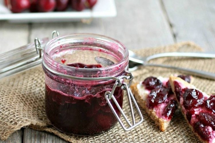 Варенье из алычи с ванилью