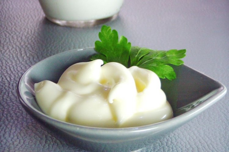 Постный майонез на миндальном молоке