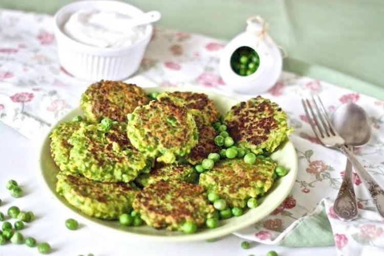 Постные котлеты из зеленого горошка
