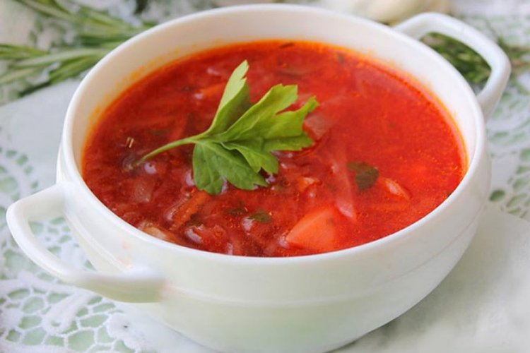 Постный борщ с томатным соком