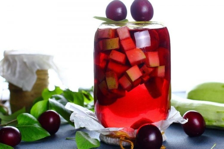 Компот из алычи и кабачков на зиму