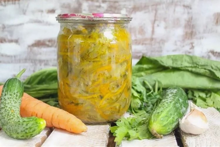 Огурцы по-корейски с морковью и горчицей на зиму