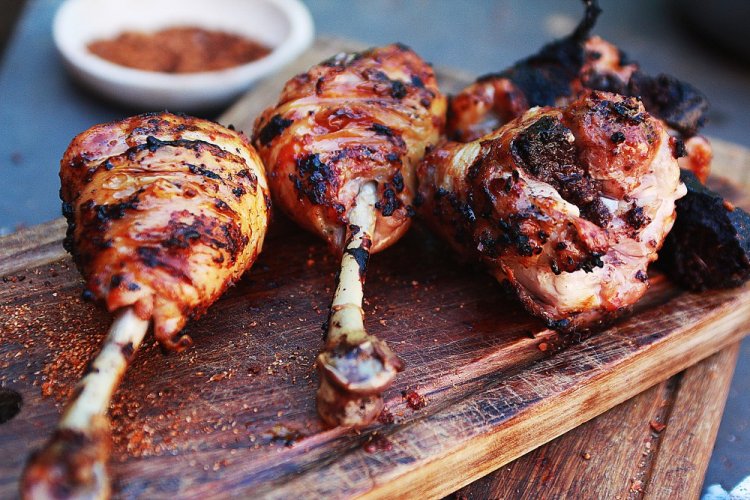 Куриные ножки в гранатовом соке на мангале