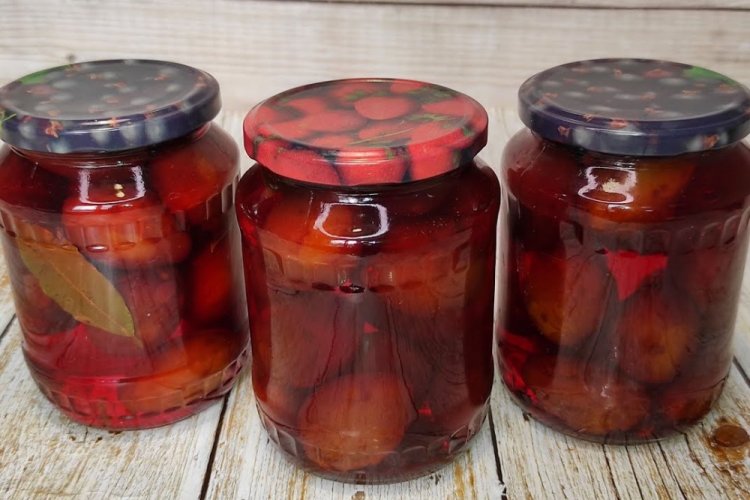 Маринованная слива как оливки