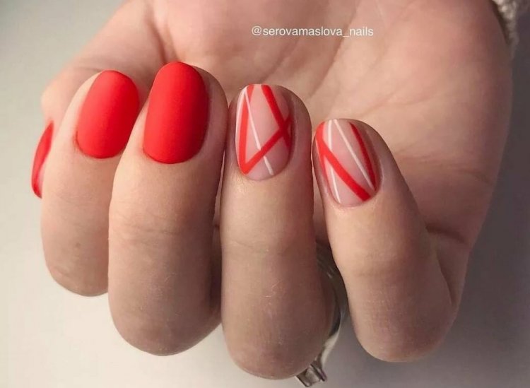 Красный с нюдом