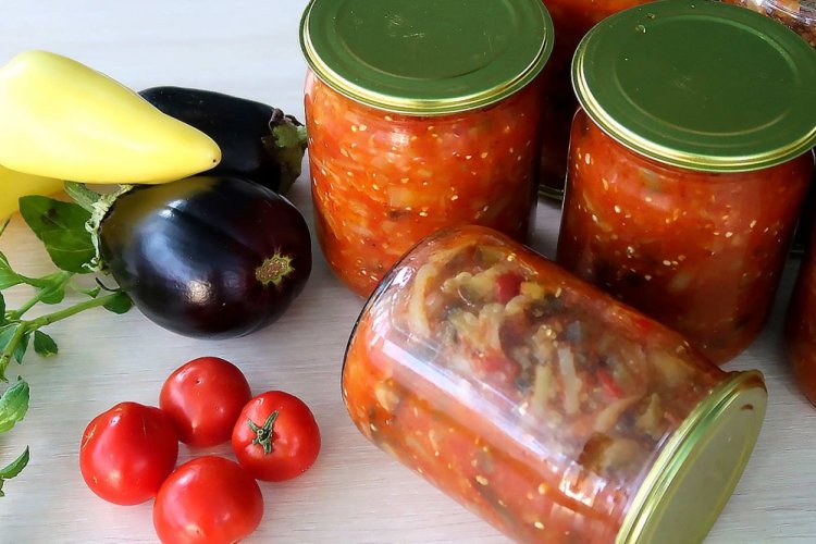 Лечо из болгарского перца, баклажанов и помидоров на зиму