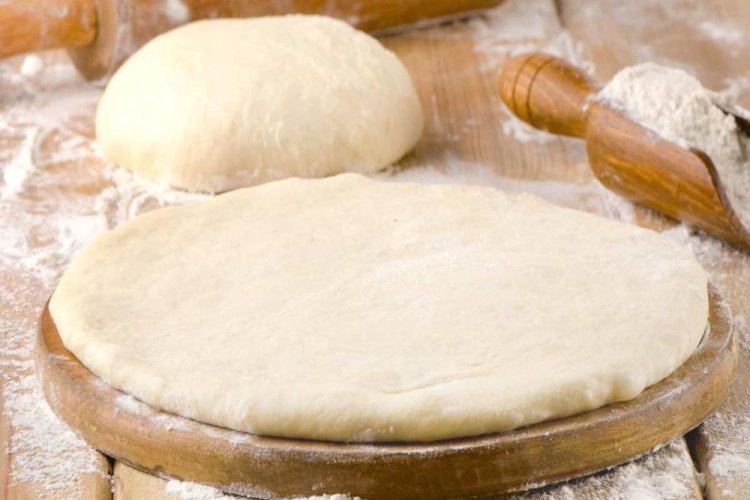 Дрожжевое тесто для пиццы на воде