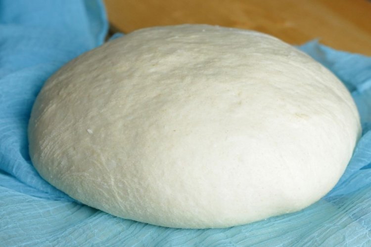 Тесто для пиццы на кефире с медом