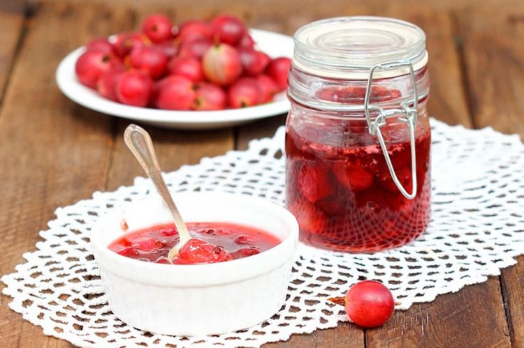 Быстрое варенье-пятиминутка из крыжовника