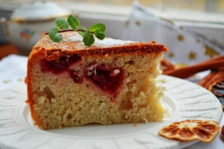 ПП-шарлотка с вишней