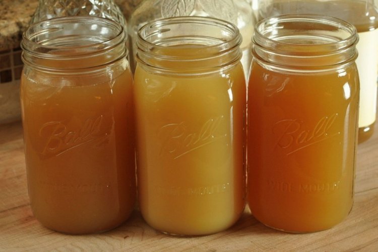 Яблочный сок в соковарке на зиму