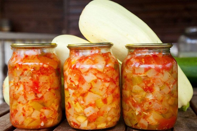 Лечо из кабачков и болгарского перца с лимонным соком