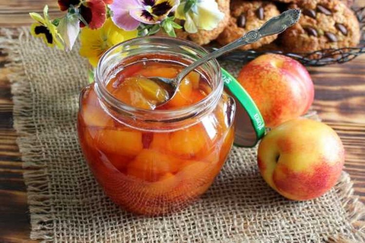 Варенье из нектаринов с соком лимона