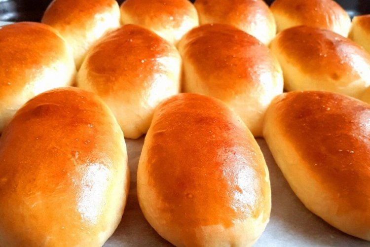 Пирожки с черникой на кукурузной муке