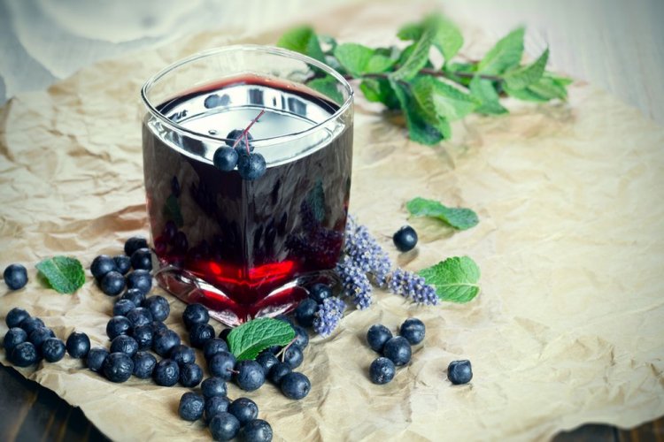 Компот из черники и мяты