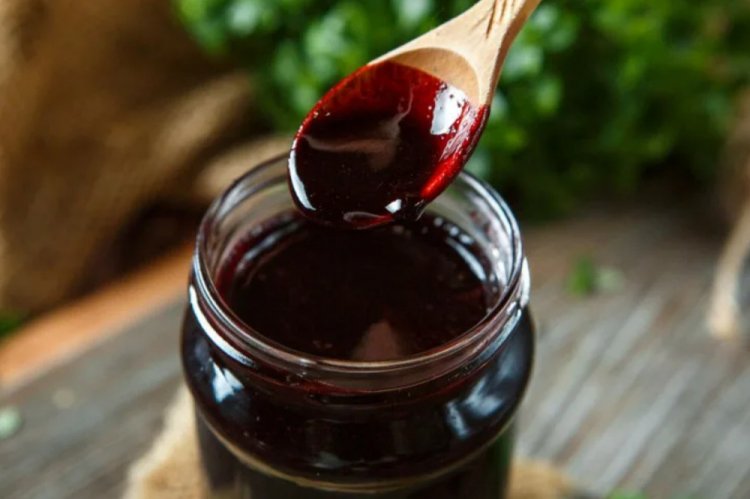 Черноплодная рябина с медом на зиму