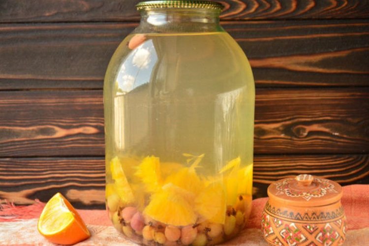 Компот из крыжовника с апельсином без стерилизации