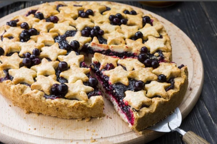 Черничный пирог из песочного теста