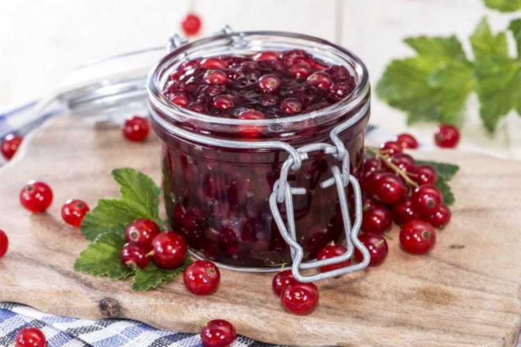 Красная смородина с лимоном на зиму