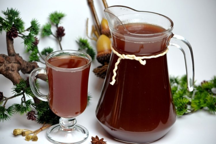 Компот из чернослива и шиповника