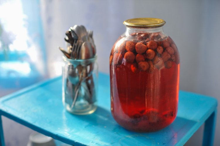 15 шикарных рецептов компота из земляники