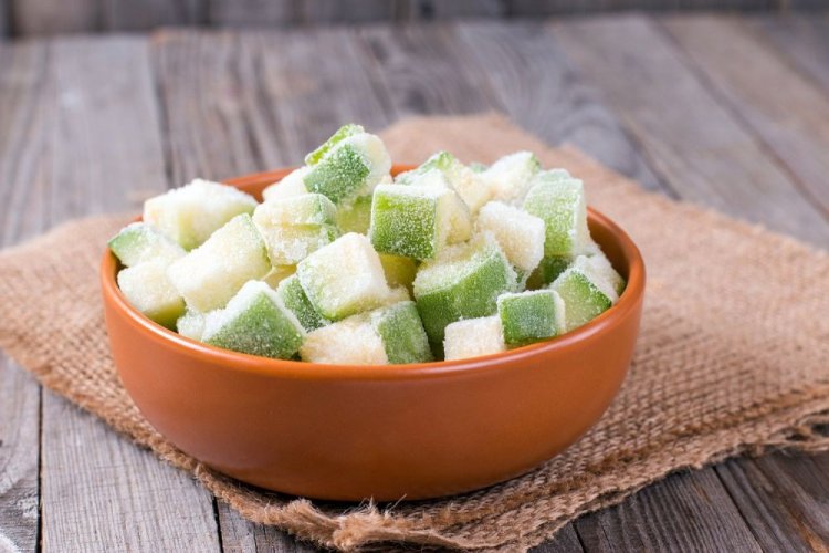 Кабачки, замороженные кубиками на зиму