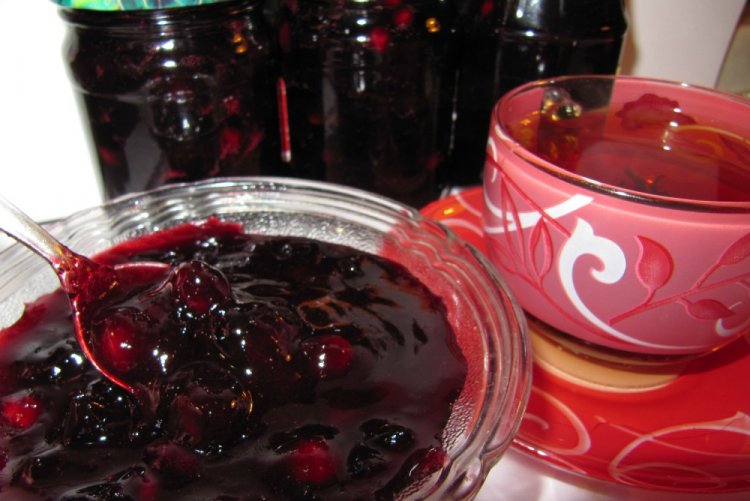 Варенье из терна с косточками на зиму