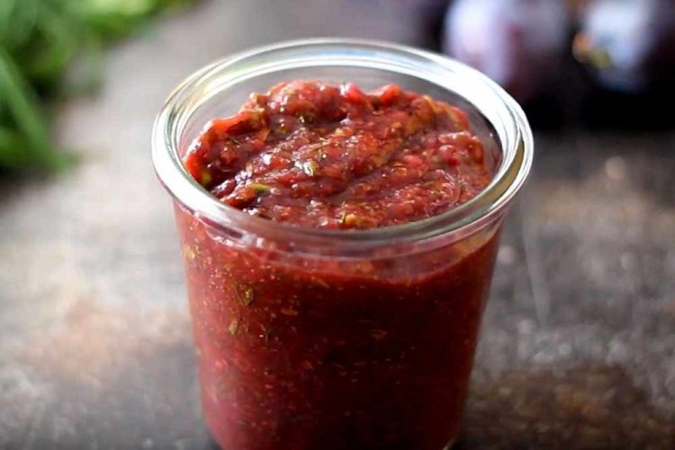 Аджика из терна с помидорами