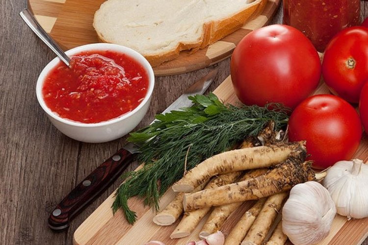 Острая аджика с хреном на зиму