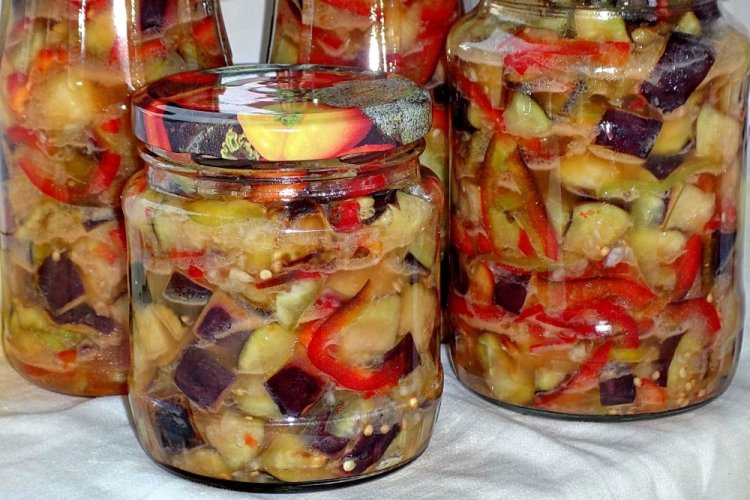 Соте из баклажанов, кабачков и сладкого перца на зиму