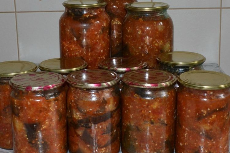 Баклажаны в аджике с чесноком