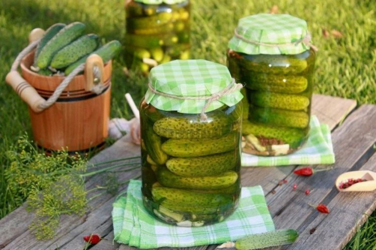Маринованные огурцы на зиму «Пальчики оближешь»
