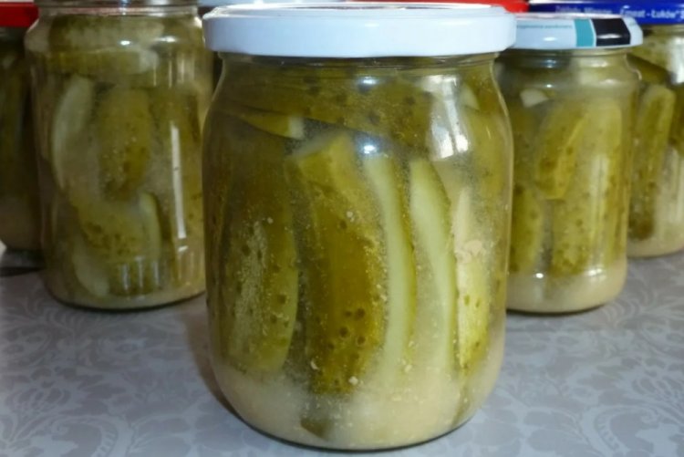 Огурцы дольками с горчичным порошком