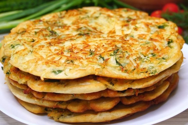 Лепешки из кабачков со сметаной