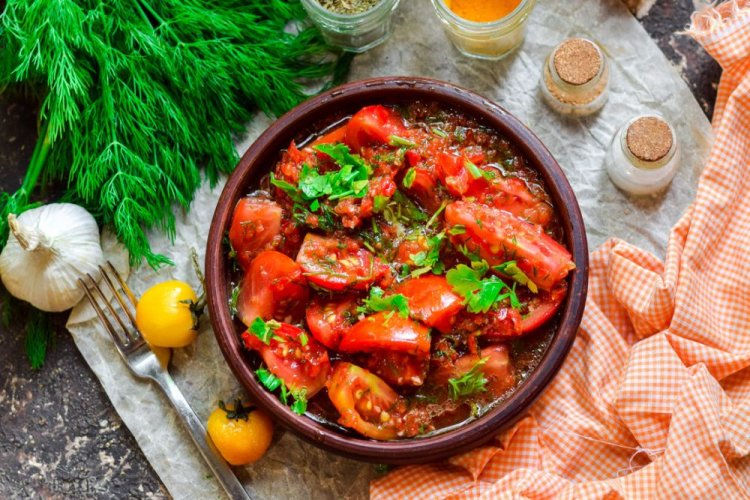 Помидоры по-корейски с винным уксусом и соевым соусом