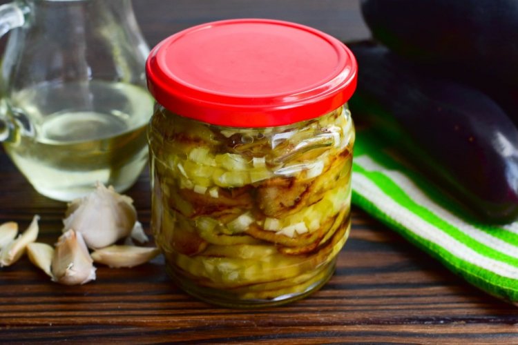 Жареные баклажаны с чесноком на зиму
