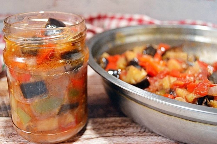 Жареные баклажаны с болгарским перцем на зиму