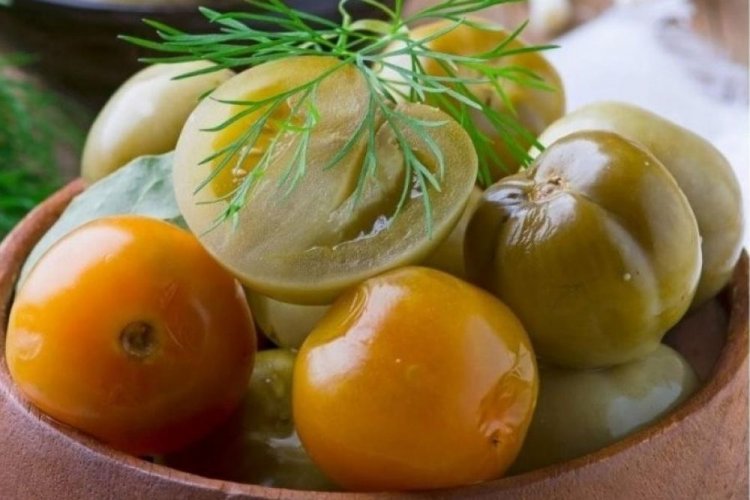 Квашеные зеленые помидоры по-грузински