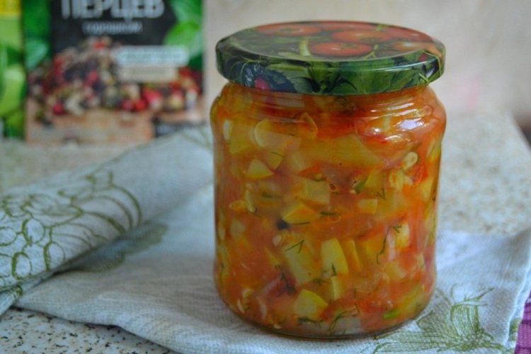 Салат «Юрча» из кабачков в мультиварке