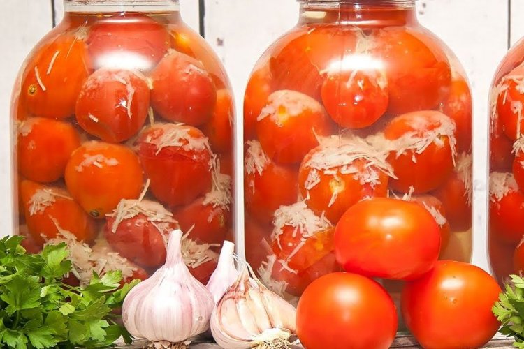 Помидоры в снегу со стерилизацией